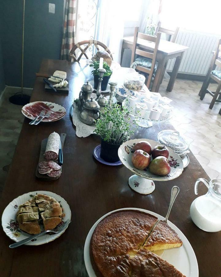 B&B Le Camelie Del Bosco Baiardo エクステリア 写真
